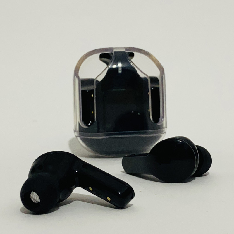 هدفون بلوتوثی UltraPods Pro، بدون قابلیت نویز کنسلینگ، درگاه شارژ USB Type-C، دارای میکروفون داخلی